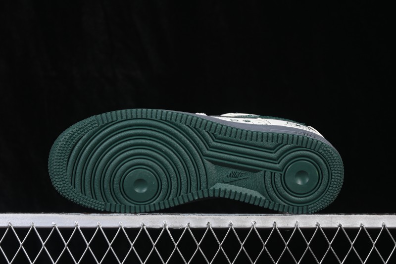 Nike Air Force 1 '07 Low Casual Sneakers with Full-Length Air Cushion - DN1688-009