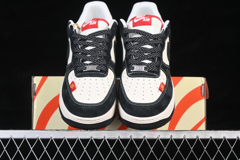 Nike Air Force 1 '07 Low Basketball Sneakers with Black and White Color Blocking - HT5088-630