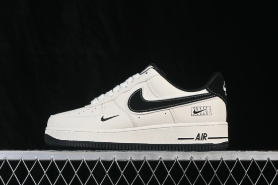 Nike Air Force 1 '07 Low Casual Sneakers with Two-Tone White and Black Design and Full-Length Air Cushion - DW8806-001