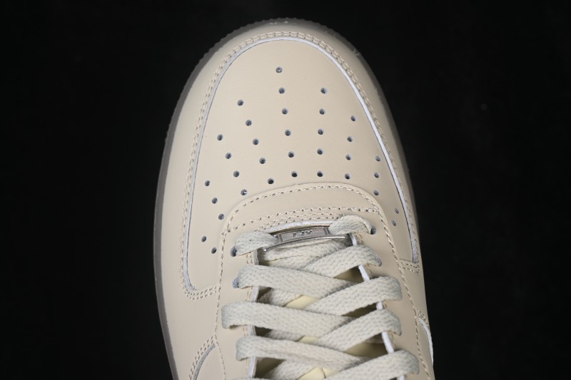 Nike Air Force 1 '07 Low Basketball Sneakers with Full-Length Air Cushion - FJ4146-201