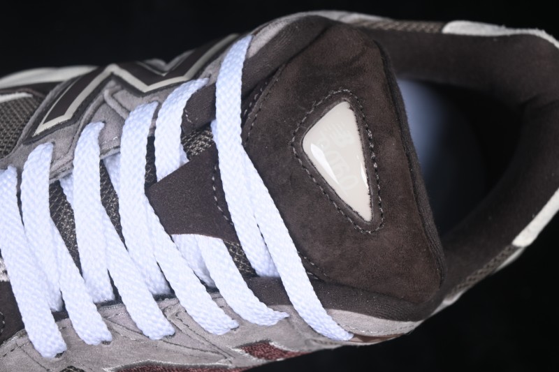New Balance U9060 Retro Running Sneakers with ABZORB Cushion - U90601BV