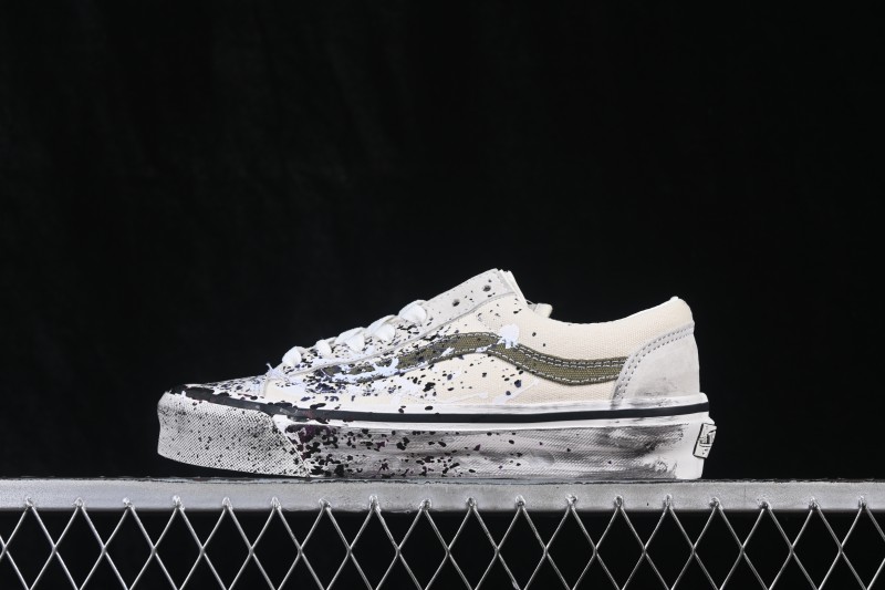 Vans Old Skool 36 Low-Top Skateboarding Shoes with Vulcanized Construction - VN000D9RDJR
