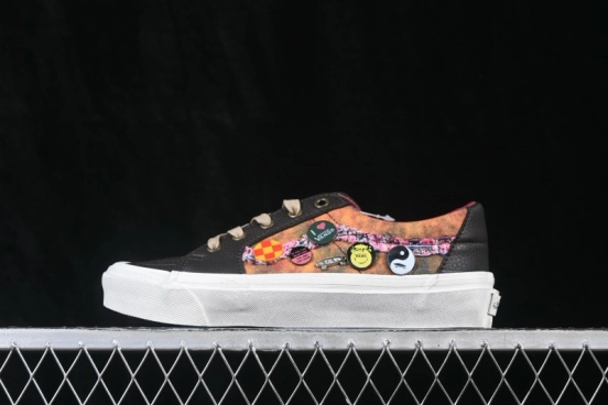 Vans Sk8-Low Badge Limited Edition Casual Skateboarding Shoes with Detachable Embroidery Patches - VN0A4UUK6BT