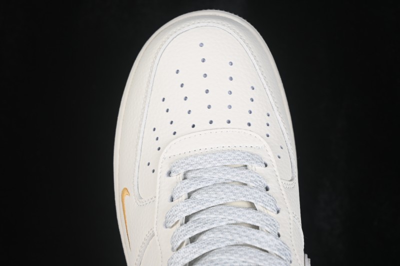 Nike Air Force 1 '07 Low Collaboration Everyday Skateboarding Shoes with Full-Length Air Cushion - GS2288-008