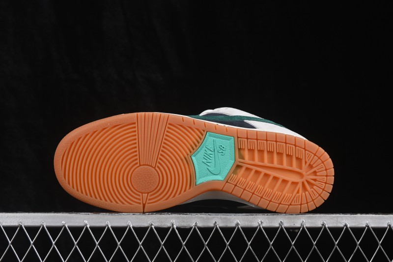 Nike SB Dunk Low Suede Grey Gum Skateboarding Shoes - HF3704-001