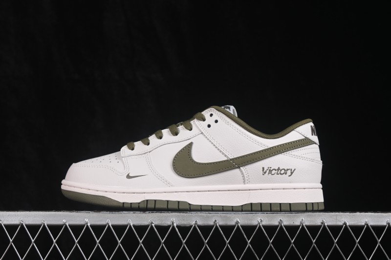 Nike SB Dunk Low Skateboarding Shoes with Classic Design and Durable Construction - WG0319-146