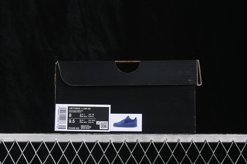 Nike Air Force 1 '07 Low Skateboarding Shoes with Full-Length Air Cushion - IO4489-400