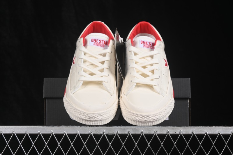 Converse One Star 95 Classic Low-Top Casual Skateboarding Shoes with Glossy Patent Leather and Reflective Star Logo - 167326C