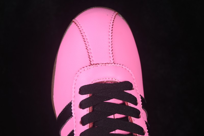 Adidas Originals x Notitle Tokyo W JQ3025 Collaboration Low-Top Lifestyle Sneakers