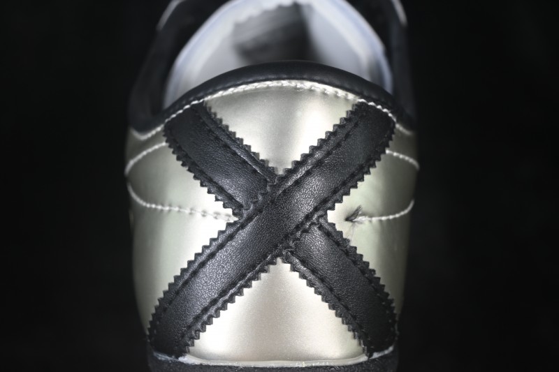 Adidas Originals x Notitle Tokyo W Collaboration Low-Top Lifestyle Sneakers - JQ0594