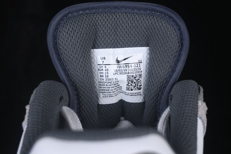 Nike Air Max 90 Retro Running Shoes with Air Cushion - IW6954-121