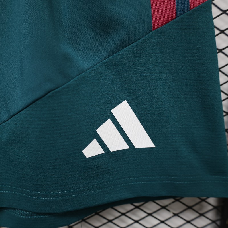 Player Version 26/27 Real Madrid Green Shorts with Pockets