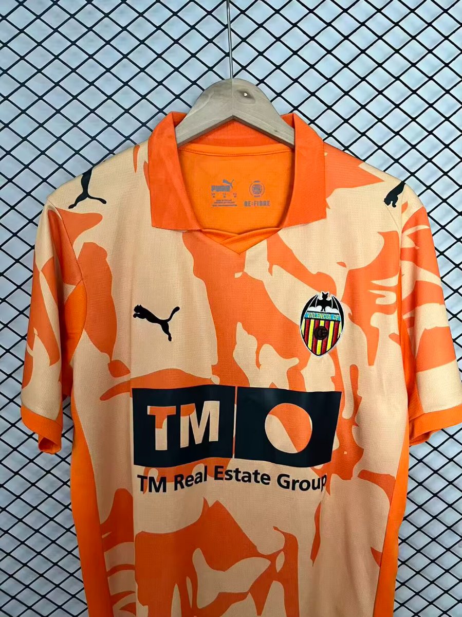25/26 Valencia Puma Vintage Remake Orange Jersey